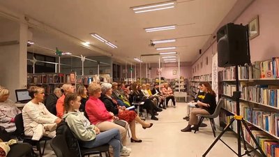 KR v srcu živim pesniška zbirka Marija Korent