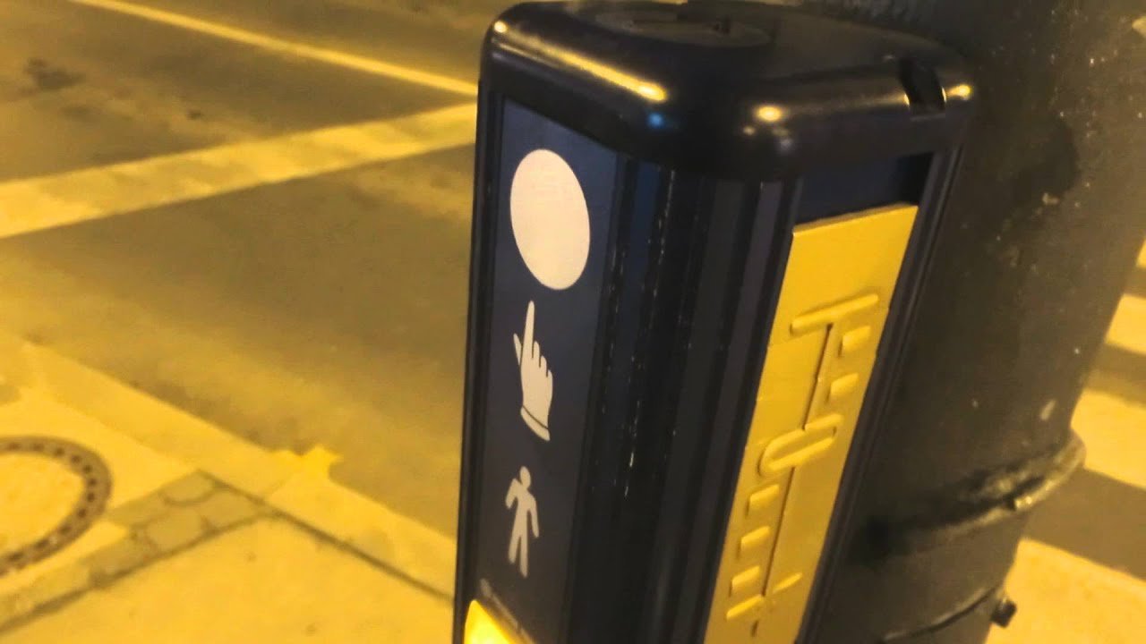 How to turn on the green traffic light